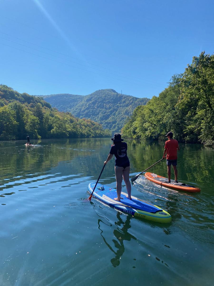 INFLATABLE PADDLE SUP RENTAL