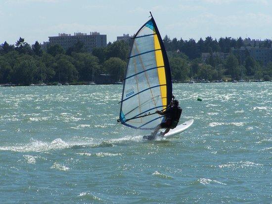 SESSION PLANCHE A VOILE EVJF