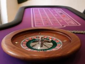 LOCATION TABLE CASINO